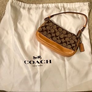 Signature Coach Demi bag